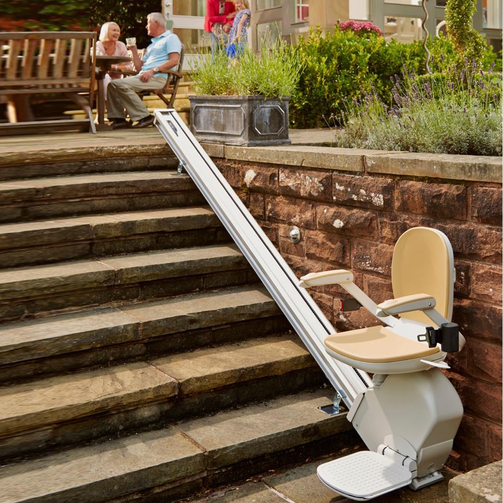 Brooks, Outdoor Stairlift