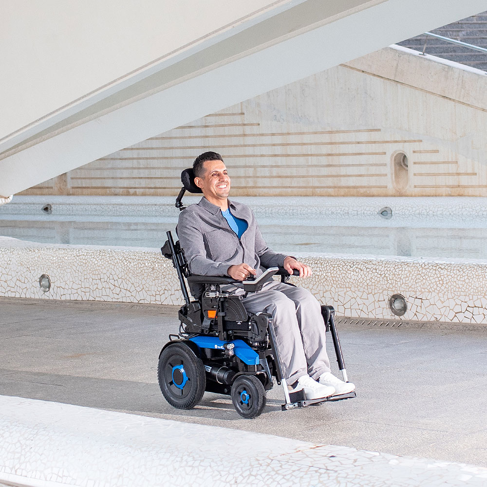 Invacare, Aviva RX Series Electric Wheelchair